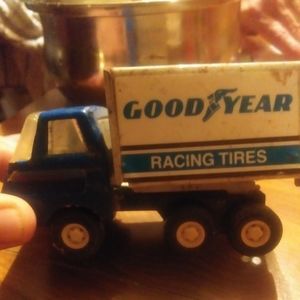 Meet your Posher, Terica